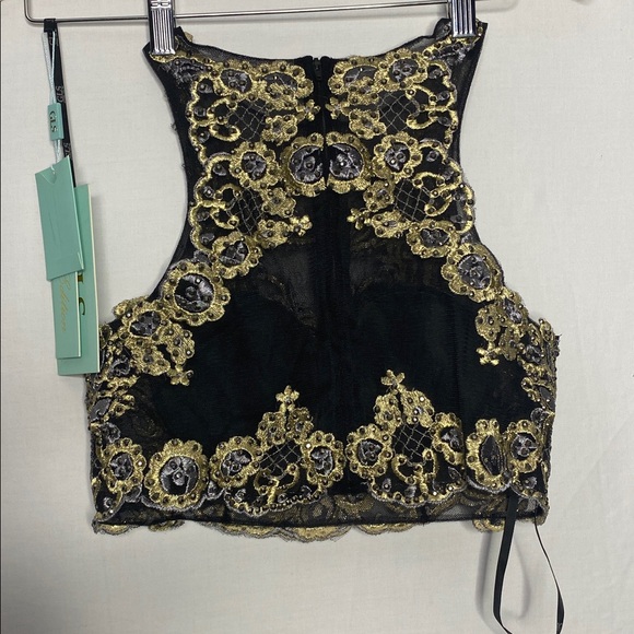 Black and Gold Embroidered Crop Top - Picture 4 of 7